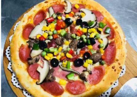 娱乐吃瓜酱菠萝披萨,娱乐吃瓜酱的独特风味体验