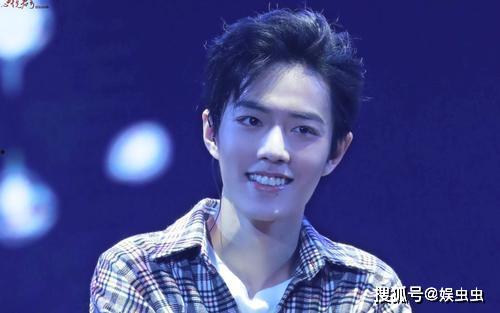 一线吃瓜娱乐圈by,揭秘“一线吃瓜”背后的故事