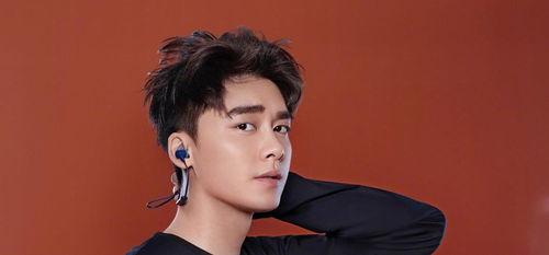 吃瓜娱乐圈八卦王一博,娱乐圈的瓜田明星，揭秘他的星途历程