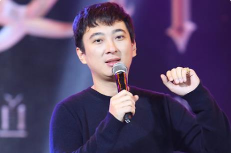 娱乐圈的吃瓜影帝女主是谁,揭秘“吃瓜影帝”与神秘女主的幕后故事